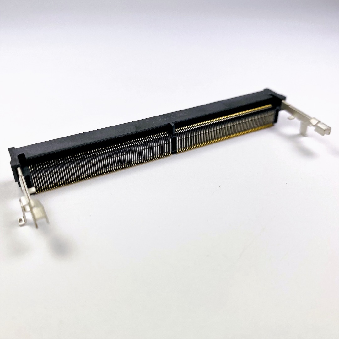 SO-DIMM DDR5 connector, Horizontal Type, Standard Type, Pitch=0.5mm, 262pins, H=8.0mm